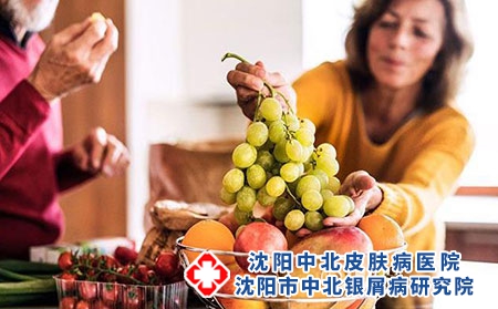2 (275)飲食